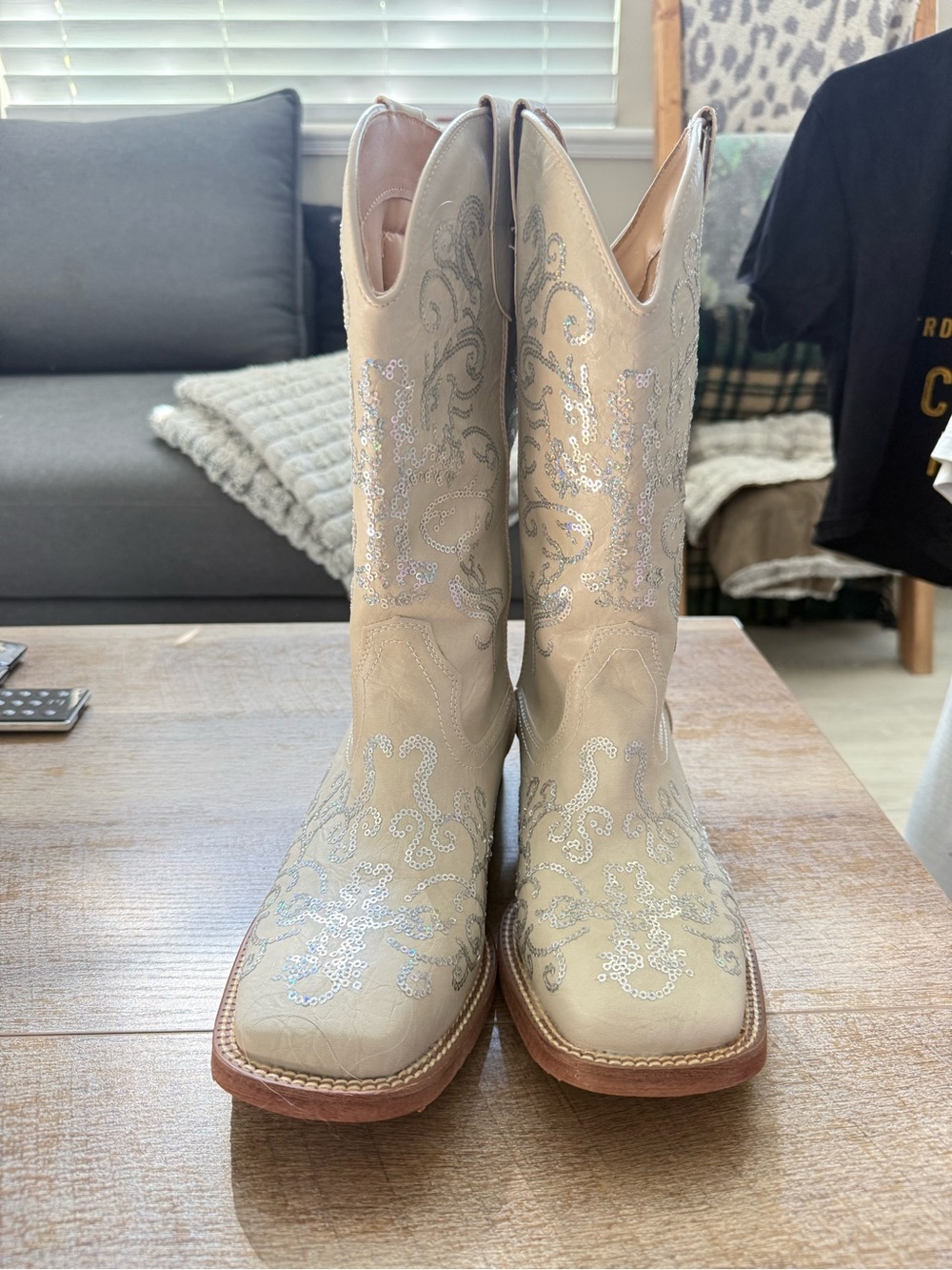 Women's off-White Sequin Embellished Cowboy Boots - Picture 2 of 6